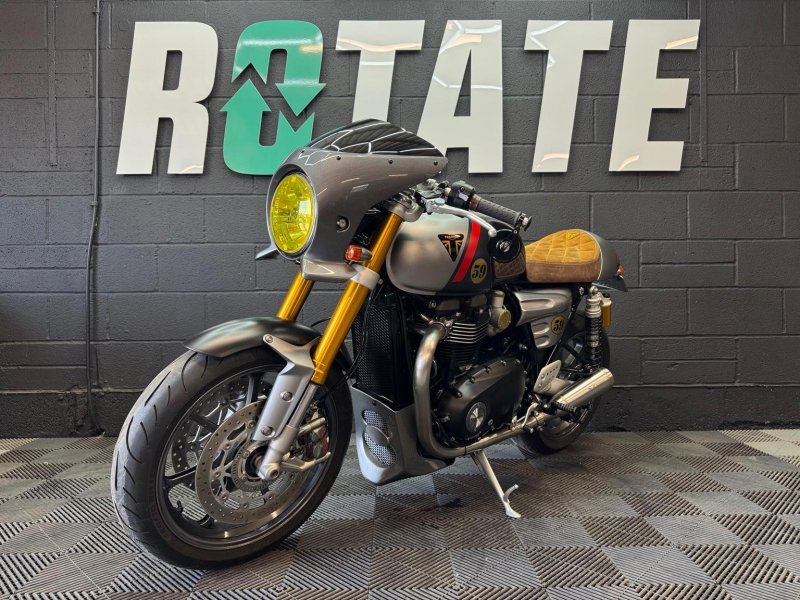 TRIUMPH THRUXTON 1200 RS
