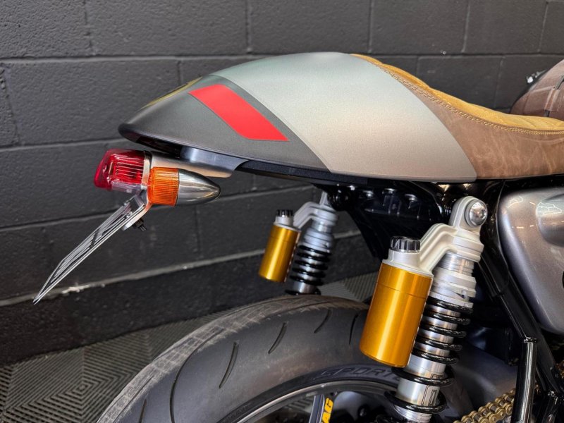 TRIUMPH THRUXTON 1200 RS