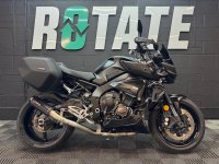 YAMAHA MT-10 Touring Edition