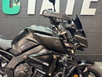 YAMAHA MT-10 Touring Edition