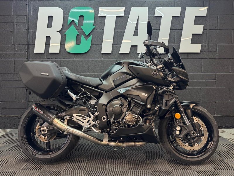 YAMAHA MT-10 Touring Edition