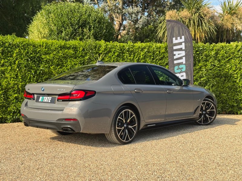 BMW 5 SERIES