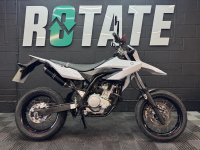 YAMAHA 