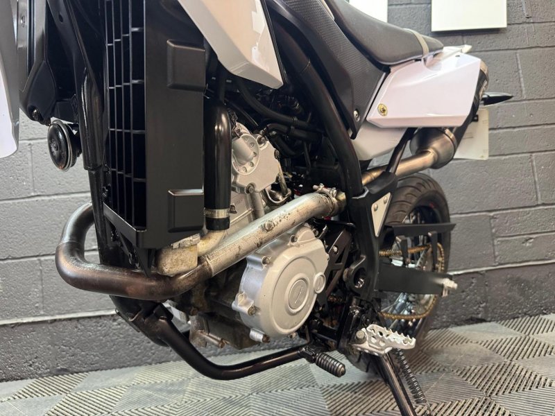 YAMAHA 