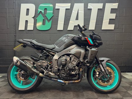 YAMAHA