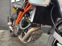 KTM 1290 SUPER DUKE R