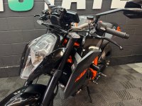 KTM 1290 SUPER DUKE R