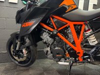 KTM 1290 SUPER DUKE R