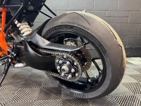 KTM 1290 SUPER DUKE R