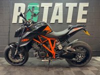 KTM 1290 SUPER DUKE R