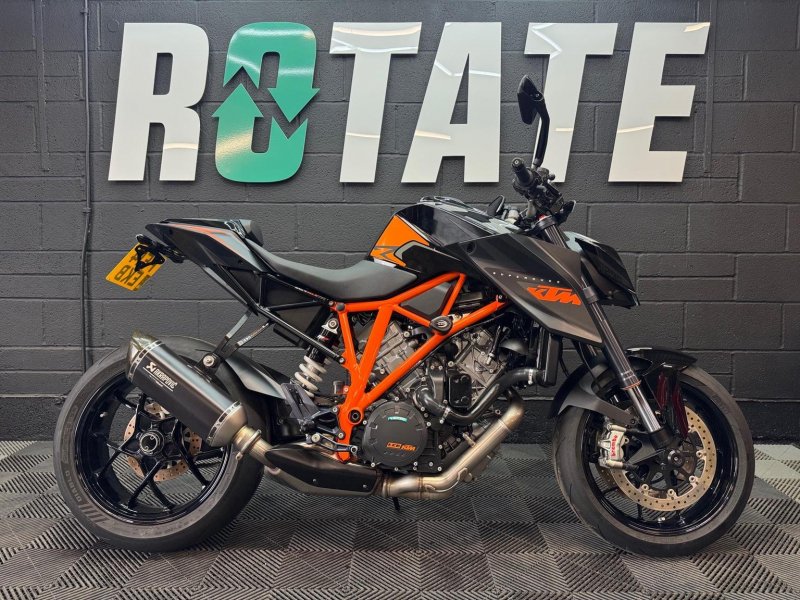 KTM 1290 SUPER DUKE R