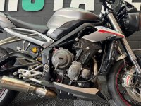 TRIUMPH STREET TRIPLE 765