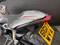 TRIUMPH STREET TRIPLE 765