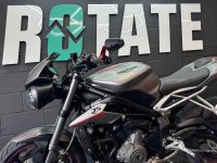 TRIUMPH STREET TRIPLE 765