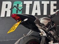 TRIUMPH STREET TRIPLE 765