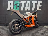 KTM RC8