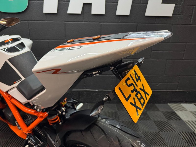 KTM RC8