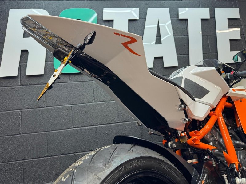 KTM RC8