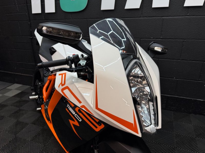 KTM RC8