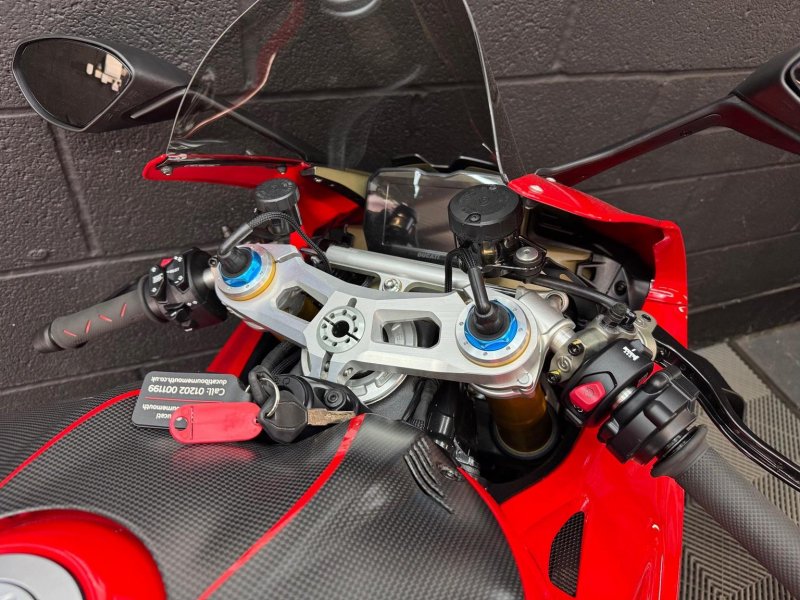 DUCATI PANIGALE V4S