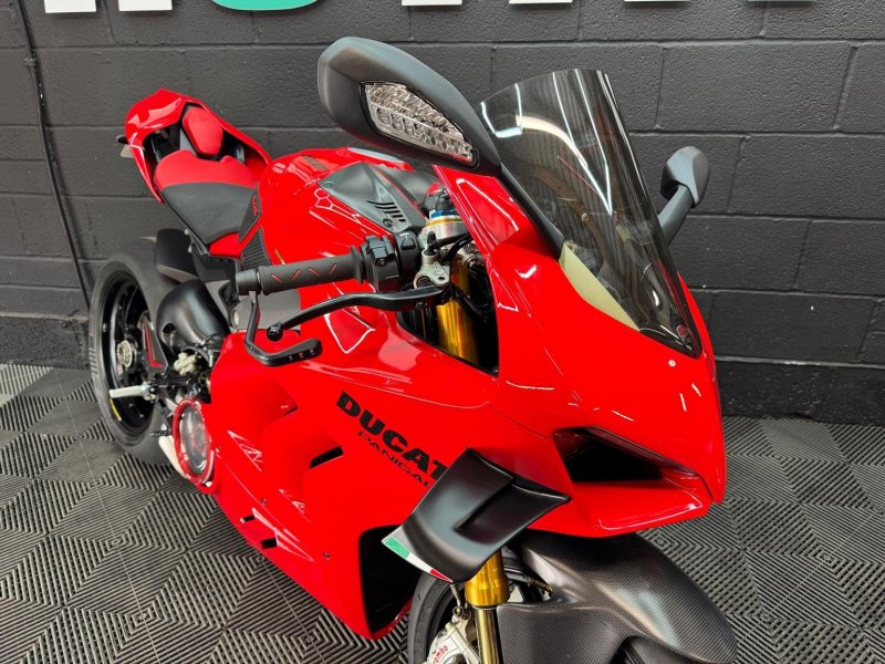 DUCATI PANIGALE V4S