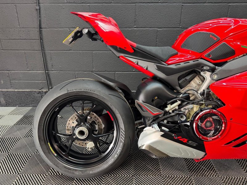 DUCATI PANIGALE V4S