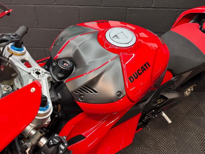 DUCATI PANIGALE V4S