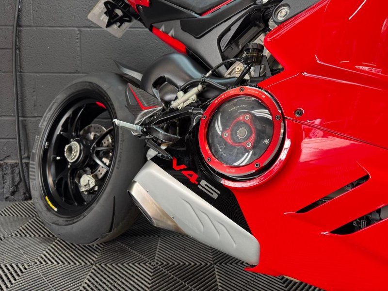 DUCATI PANIGALE V4S