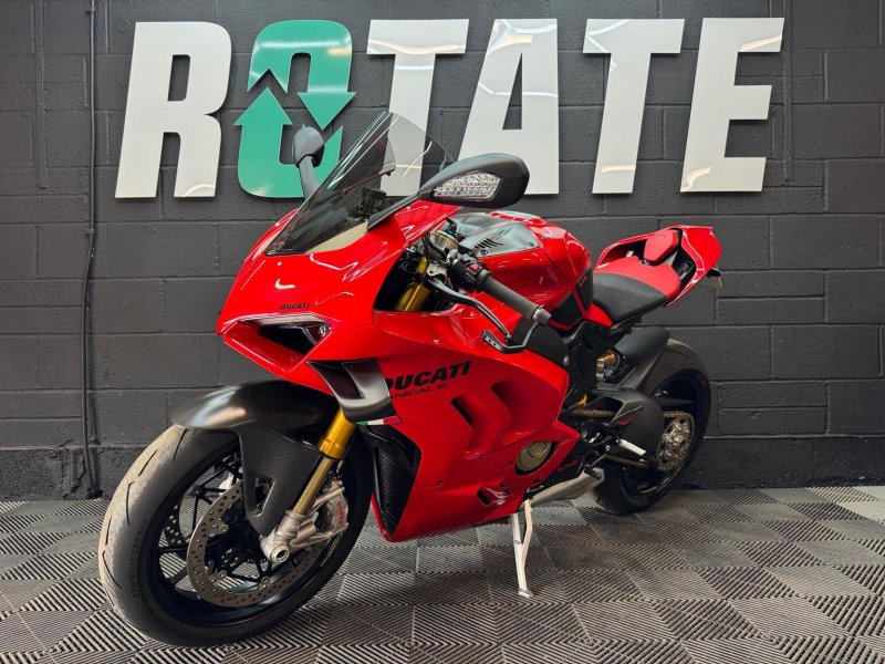 DUCATI PANIGALE V4S