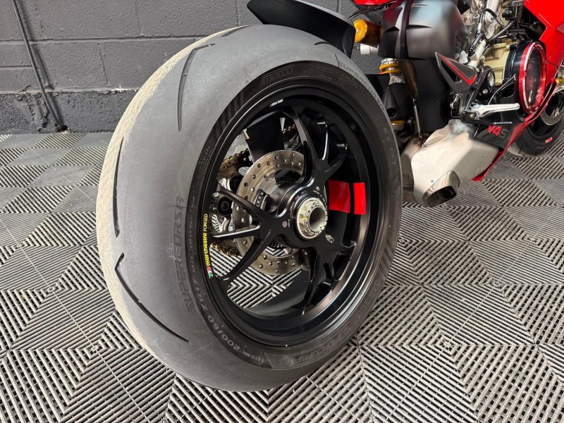 DUCATI PANIGALE V4S