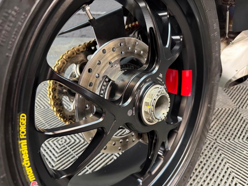 DUCATI PANIGALE V4S