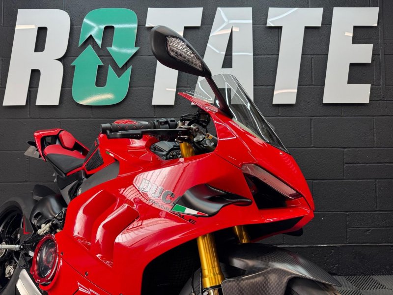DUCATI PANIGALE V4S