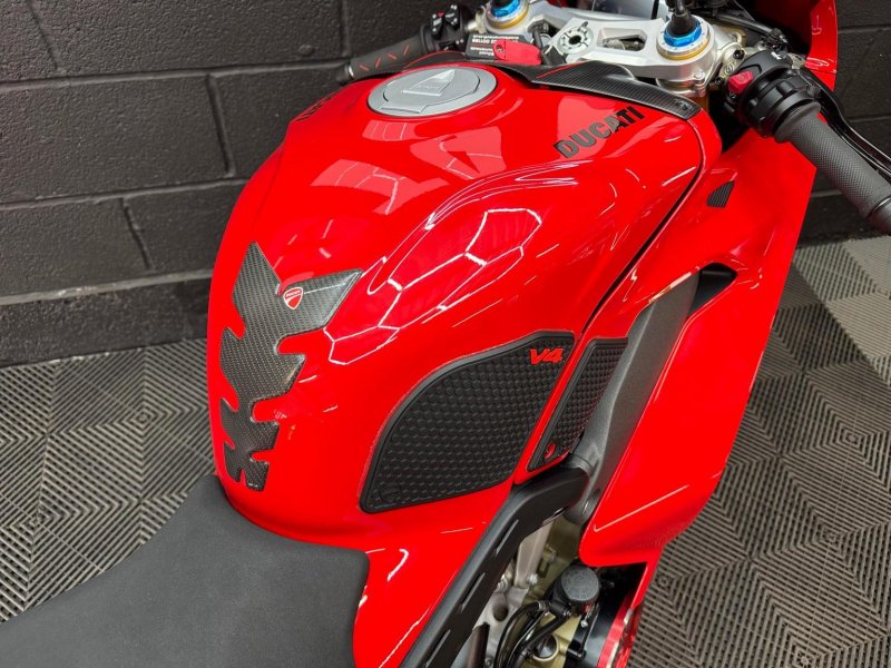 DUCATI PANIGALE V4S