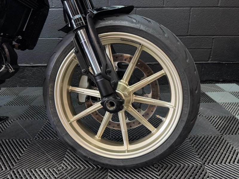 DUCATI SCRAMBLER 800