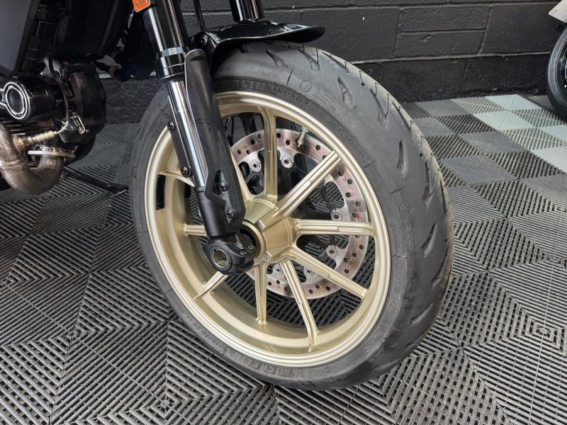 DUCATI SCRAMBLER 800