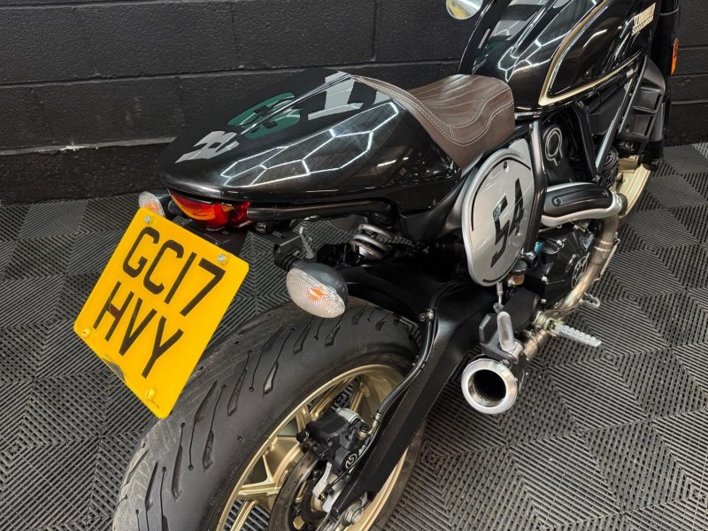 DUCATI SCRAMBLER 800
