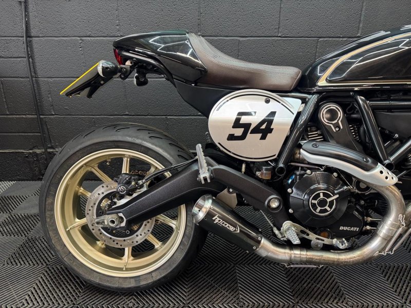 DUCATI SCRAMBLER 800