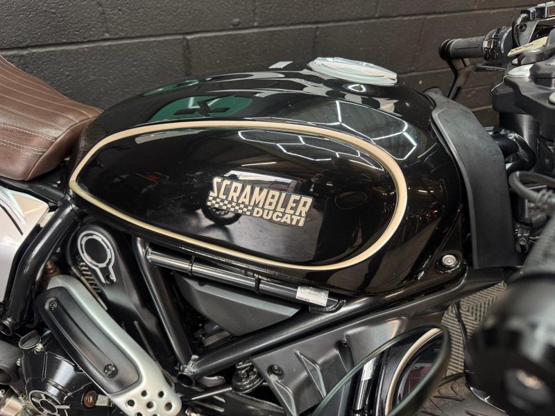 DUCATI SCRAMBLER 800