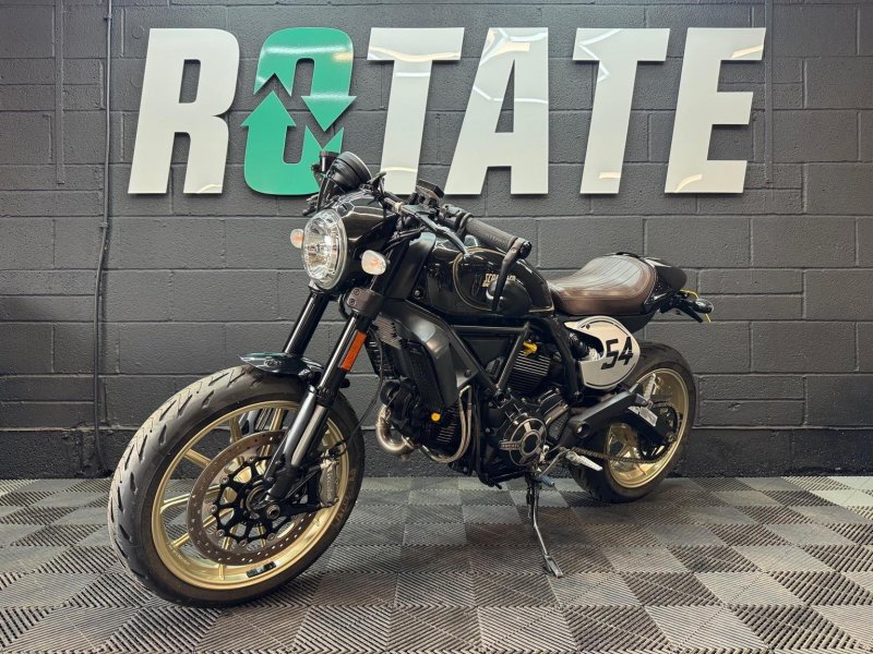 DUCATI SCRAMBLER 800