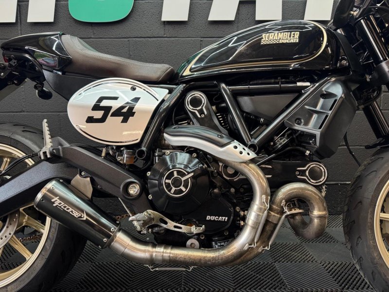 DUCATI SCRAMBLER 800