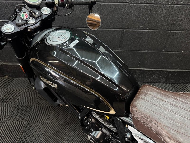 DUCATI SCRAMBLER 800
