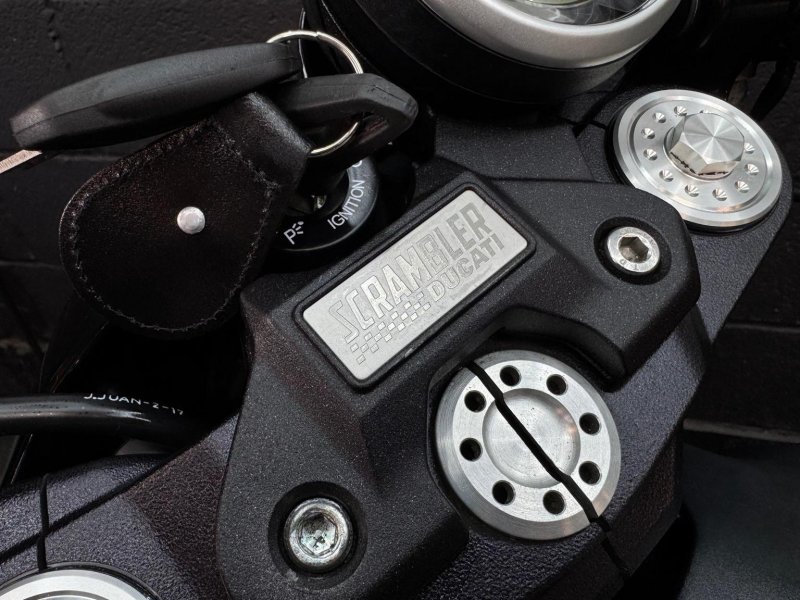 DUCATI SCRAMBLER 800