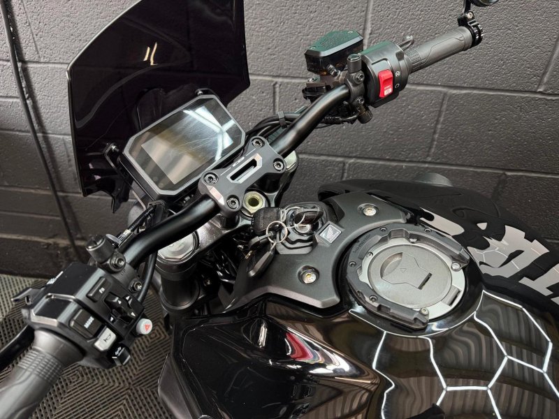 HONDA CB1000R