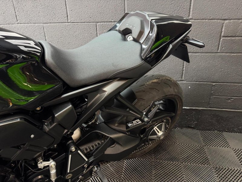 HONDA CB1000R