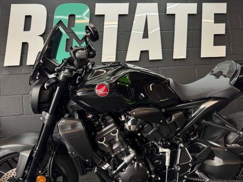 HONDA CB1000R