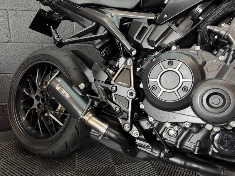 HONDA CB1000R
