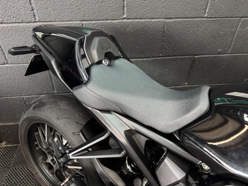 HONDA CB1000R