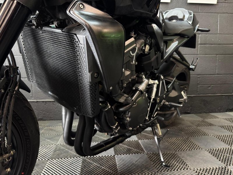 HONDA CB1000R