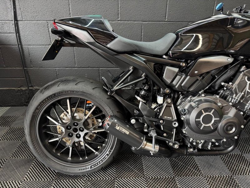 HONDA CB1000R