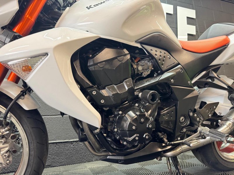 KAWASAKI Z1000